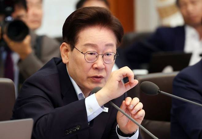 이재명 대통령이 21일 청와대에서 열린 국무회의에서 발언하고 있다. 2026.7.21 연합뉴스