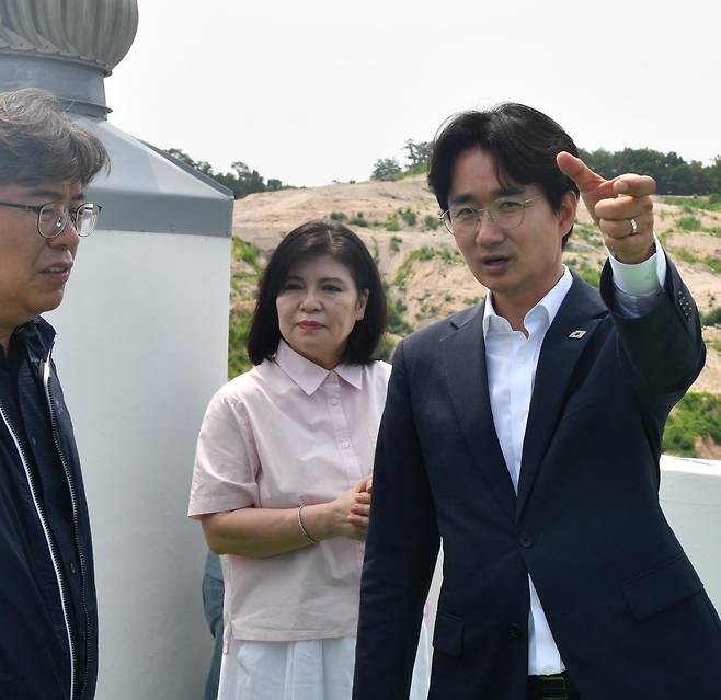 취임 첫날 백사마을 재개발 현장을 찾은 서준오 노원구청장. 노원구 제공