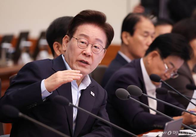 (서울=뉴스1) 허경 기자 = 이재명 대통령이 21일 청와대에서 열린 국무회의에서 발언을 하고 있다. 2026.7.21/뉴스1  Copyright (C) 뉴스1. All rights reserved. 무단 전재 및 재배포,  AI학습 이용 금지. /사진=(서울=뉴스1) 허경 기자