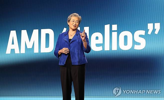 헬리오스 소개하는 리사 수 AMD CEO [연합뉴스 자료사진]