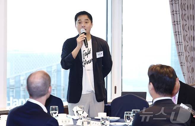 조창현 원셀프월드 대표가 22일 오전 서울 중구 롯데호텔에서 열린 제10회 뉴스1 블록체인리더스클럽에서 1분 스피치를 하고 있다. 2026.7.22 ⓒ 뉴스1 김민지 기자