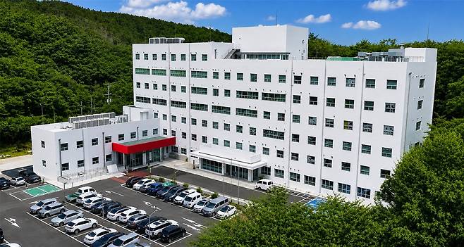 다음달 개원할 울주병원 울주병원 전경.[울주군 제공]