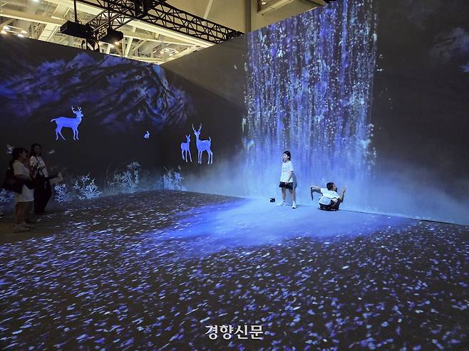 국가유산진흥원이 선보인 ‘헤리티지 : 타임리스 타임’ 전시.  배문규 기자