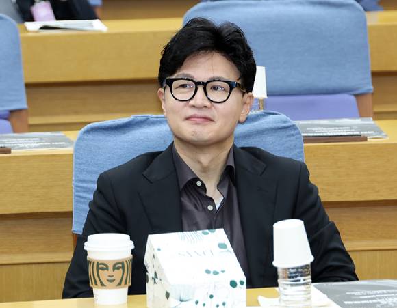 한동훈 무소속 의원이 16일 서울 여의도 국회 의원회관에서 열린 글로벌외교안보포럼 세미나에 참석하고 있다. [사진=연합뉴스]