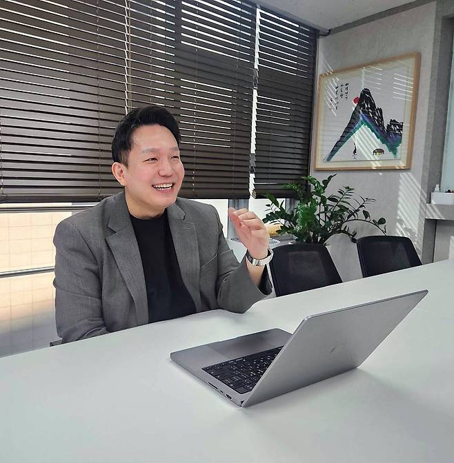 씨드에프앤에스를 소개하는 김찬호 대표 / 출처=씨드에프앤에스