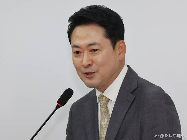 (서울=뉴스1) 황기선 기자 = 장동혁 국민의힘 대표가 30일 오후 서울 여의도 국회에서 선거관리위원회 특별검사법 관련 입장을 밝히고 있다.   2026.7.30/뉴스1  Copyright (C) 뉴스1. All rights reserved. 무단 전재 및 재배포,  AI학습 이용 금지. /사진=(서울=뉴스1) 황기선 기자