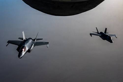 중동 상공을 비행하는 미 F-35 전투기 [미 중부사령부 엑스 계정 재판매 및 DB 금지]