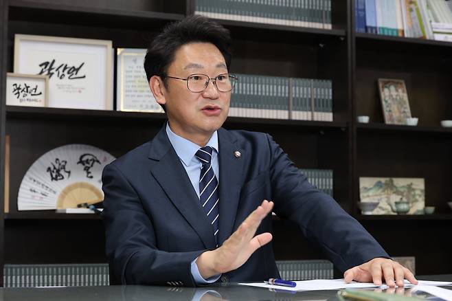 더불어민주당 곽상언 의원이 지난해 9월 의원회관에서 본지와 인터뷰하는 모습. /박성원 기자