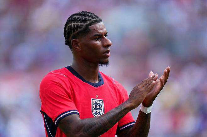 TAMPA, FLORIDA - JUNE 06: Marcus Rashford #11 of England looks on at half time during the international friendly match between England and New Zealand at Raymond James Stadium on June 06, 2026 in Tampa, Florida.   Rich Storry/Getty Images/AFP (Photo by Rich Storry / GETTY IMAGES NORTH AMERICA / Getty Images via AFP)<저작권자(c) 연합뉴스, 무단 전재-재배포, AI 학습 및 활용 금지>