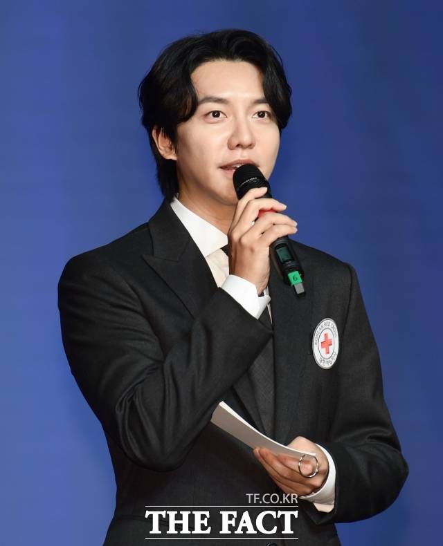 배우 이승기 측이 6일 오후 연예기획사 원헌드레드레이블 차가원 대표와의 전세금 분쟁에 대해 강도 높은 공식 입장을 발표했다. 이승기 측 법률대리인은 "전세금을 돌려줄 의사나 능력이 없으면서도 전세 계약을 체결해 돈을 편취한 행위"라고 규정하며, 이번 사건은 일반적인 전세사기보다도 죄질이 훨씬 나쁘다고 주장했다. /더팩트 DB