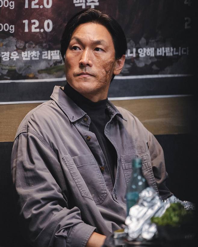 '킬러들의 쇼핑몰2' 레드코드 이끈 김재철, 강렬 첫 등장