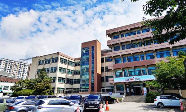 미추홀구청 전경 [사진 = 미추홀구]