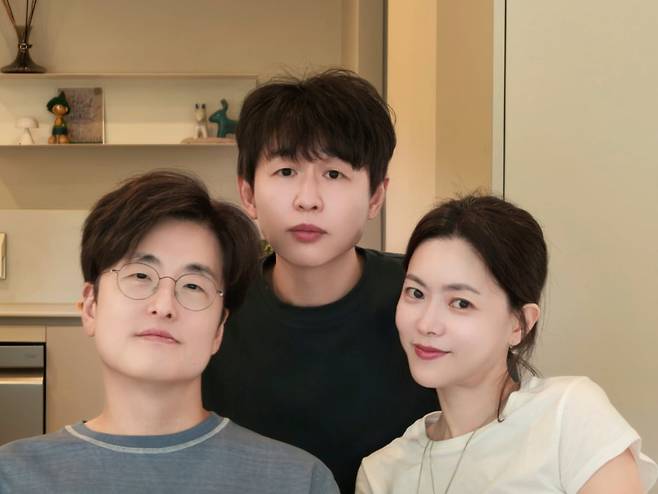 (왼쪽부터) 김승수, 한재호, 송수윤 /사진=스윗튠 제공