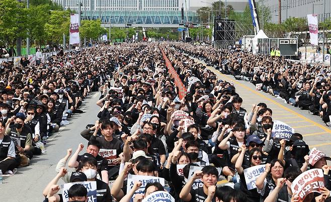 '성과급 상한폐지 실현하자' / 사진=연합뉴스