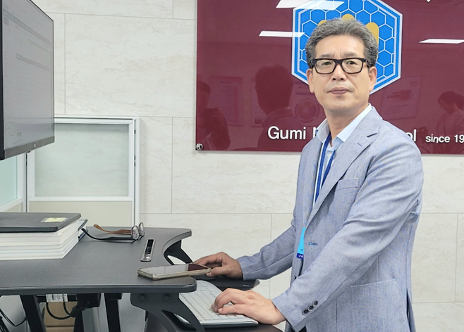 ▲ 이재희 구미중학교장.