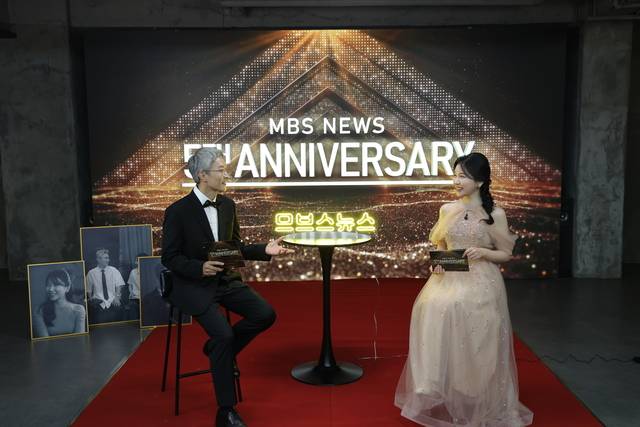 현대모비스 임직원들이 참여해 제작하는 므브스뉴스 콘텐츠 영상 이미지. 미디어 허브 ‘모비스 라이브’의 대표 콘텐츠로 자리잡으며 높은 방문자 유입에 기여하고 있다. 현대모비스 제공