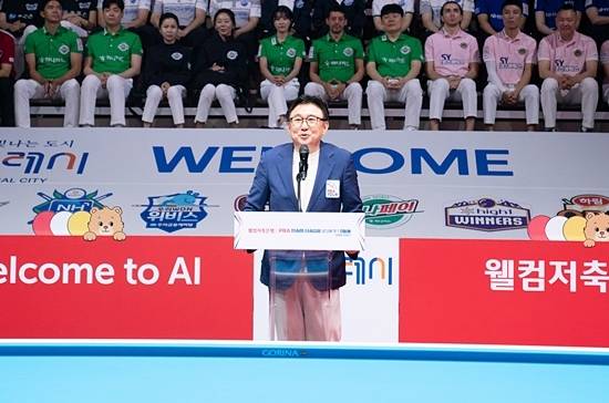 프로당구 PBA팀리그 2라운드 개막식에서 PBA 장상진 부총재가 인사말을 하고 있다. (사진=PBA)