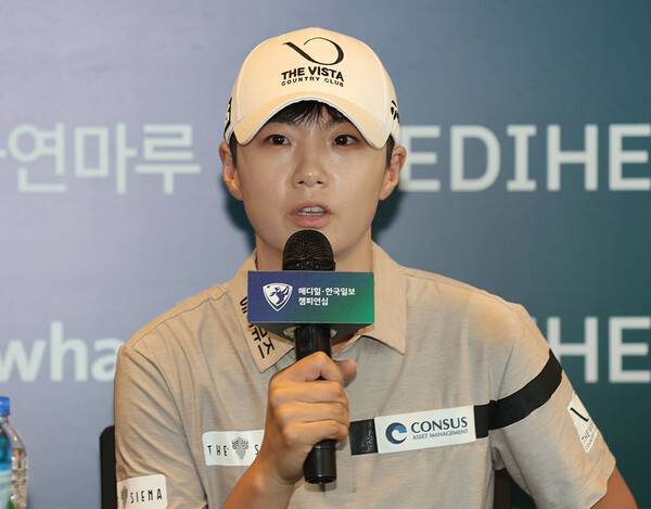 2026년 한국여자프로골프(KLPGA) 투어 메디힐·한국일보 챔피언십에 출전하는 박성현 프로. 사진은 공식 기자회견에 참석한 모습이다. 사진제공=대회조직위 (사진을 무단으로 사용하지 마십시오.)