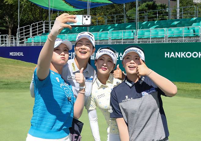 박현경 김아림 이예원 이다연 메디힐 한국일보 챔피언십 공식 포토콜. 사진=대회조직위