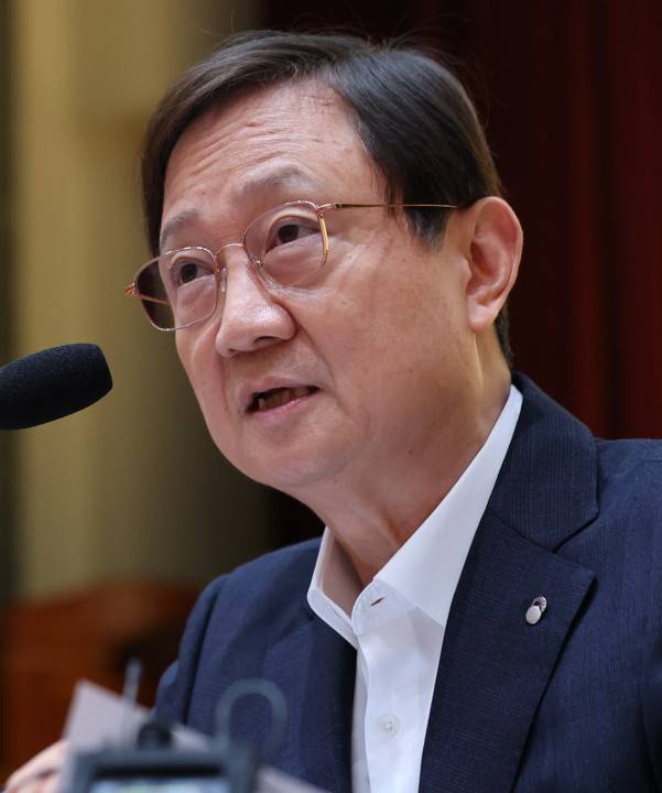 발언하는 이찬진 금융감독원장