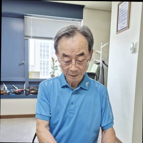 연합뉴스와 인터뷰 중인 안동만 전 국방과학연구소장 [윤근영 기자 촬영]