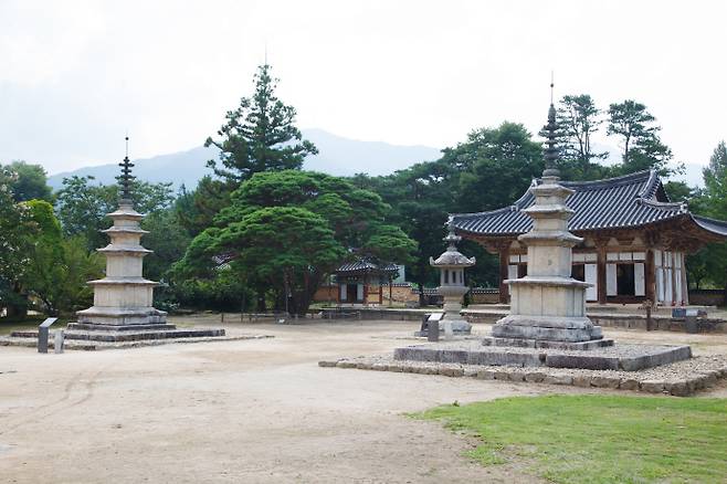 실상사 동·서 삼층석탑(출처 국가유산청 국가유산포털)