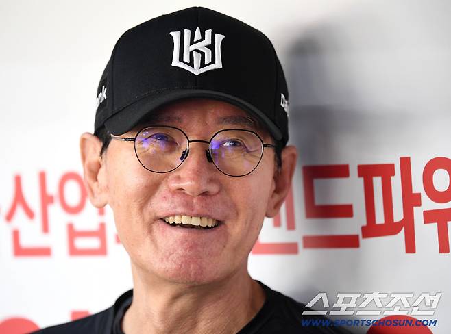 9일 수원 케이티위즈파크에서 열리는 KBO리그 KT와 키움의 경기. 인터뷰하는 KT 이강철 감독. 수원=송정헌 기자songs@sportschosun.com/2026.07.09/