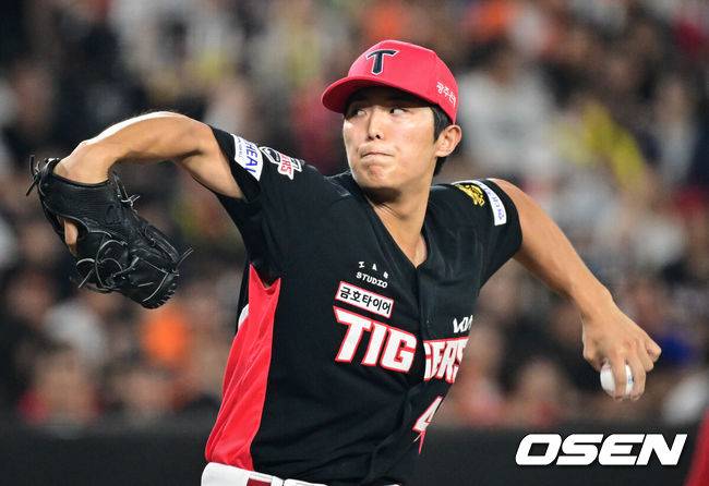 [OSEN=대전, 조은정 기자]18일 대전한화생명볼파크에서 2026 신한은행 SOL KBO리그 한화 이글스와 KIA 타이거즈의 경기가 열렸다.이날 경기에 한화는 왕옌청을, KIA는 네일을 선발투수로 내세웠다.9회초 KIA 이의리가 ㅇㅌ 2026.08.18 /cej@osen.co.kr