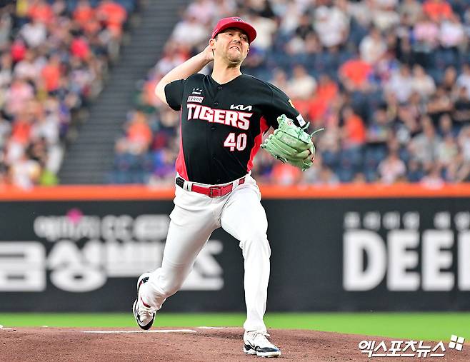 18일 오후 대전 한화생명 볼파크에서 열린 '2026 신한 SOL Bank KBO리그' KIA 타이거즈와 한화 이글스의 경기, 1회말 KIA 선발투수 네일이 공을 힘차게 던지고 있다. 대전, 김한준 기자