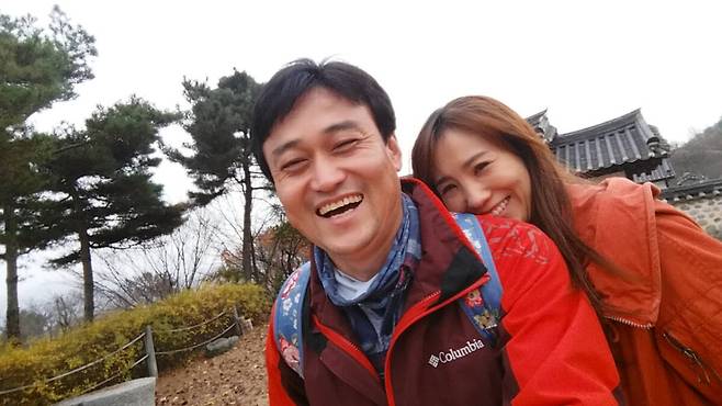 기증자 양성우 님과 아내 강산주 님 사진. 한국장기조직기증원 제공
