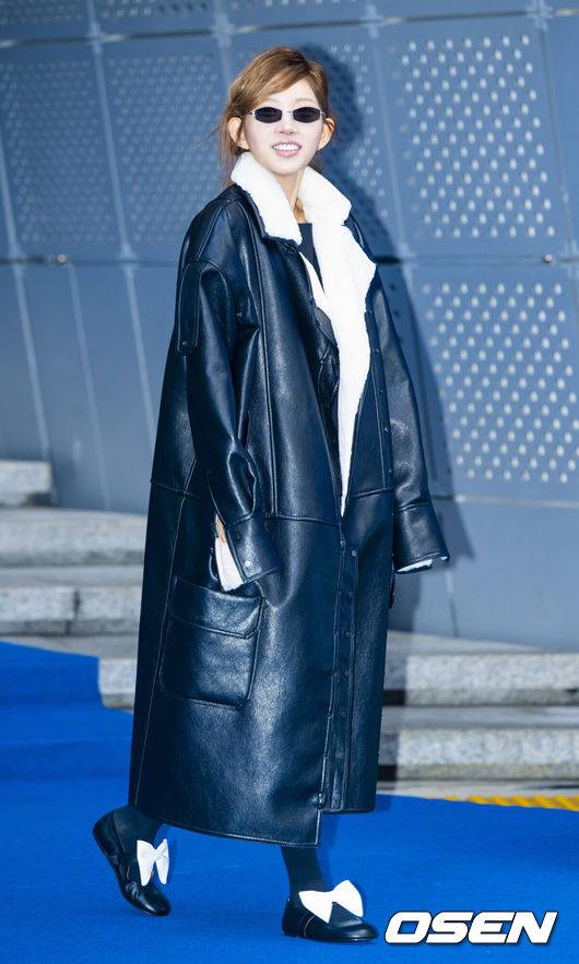 [OSEN=박준형 기자] 5일 서울 동대문디자인플라자(DDP)에서 '2026&nbsp;F/W&nbsp;서울패션위크' 데일리미러 패션쇼가 진행됐다.2026&nbsp;F/W&nbsp;서울패션위크는 오는 8일까지&nbsp;DDP를 중심으로 패션쇼(15개 브랜드), 트레이드쇼(92개 브랜드), 서울패션포럼, 시민참여 프로그램 등으로 꾸며진다.&nbsp;인플루언서 최준희가 입장하고 있다.  2026.02.05 / soul1014@osen.co.kr