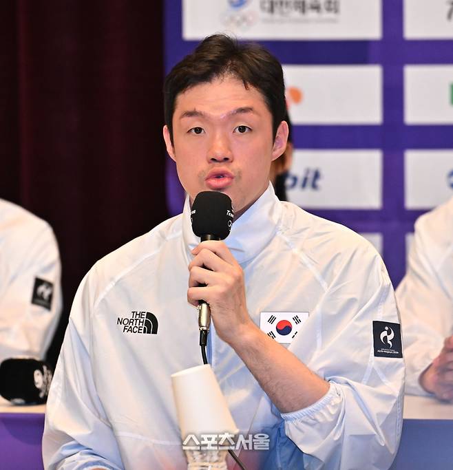 농구 이승현이 20일 진천 국가대표선수촌에서 열린 2026 아이치·나고야 아시아경기대회 D-30 미디어데이 행사에서 질문에 답하고 있다. 진천 | 최승섭기자 thunder@sportsseoul.com