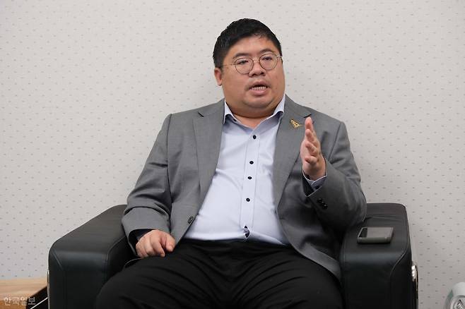7월 23일 대만 타이베이시 입법원(국회)에서 자이현 지역구의 차이이위 입법위원이 본보 인터뷰에 응하고 있다. 타이베이=나광현 기자