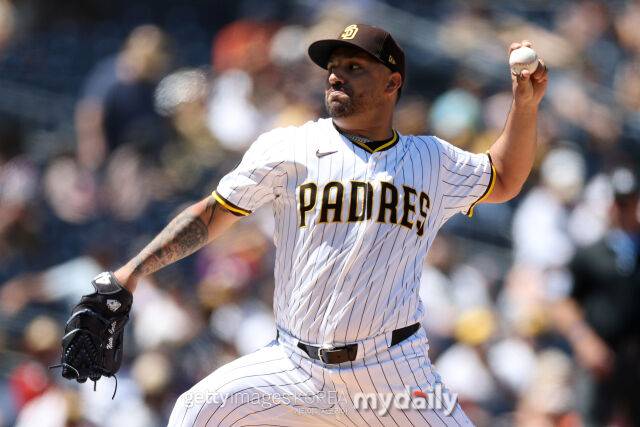 MLB 필라델피아는 21일(한국시각) 베테랑 좌완 네스토르 코르테스를 1년 계약으로 영입했다. 사진은 지난 시즌 샌디에이고 소속으로 투구하고 있는 코르테스./게티이미지코리아