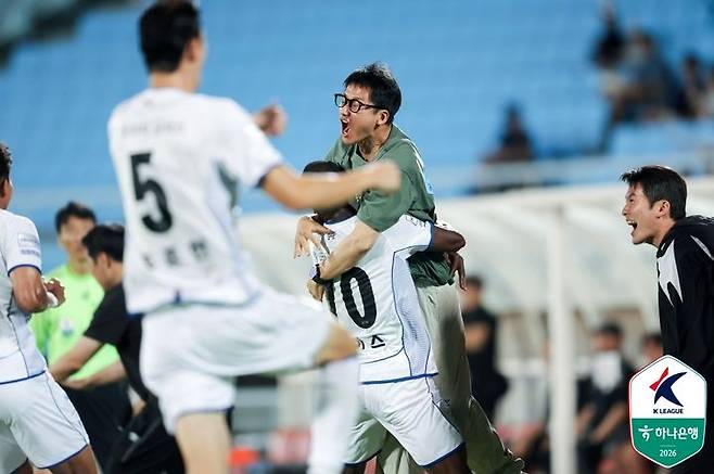 [서울=뉴시스] 프로축구 K리그2 수원삼성의 루이스. (사진=한국프로축구연맹 제공) 2026.08.22. photo@newsis.com *재판매 및 DB 금지