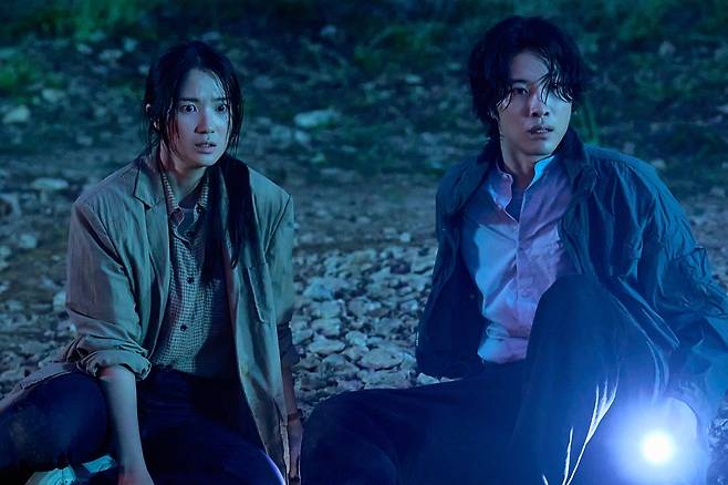 324만 명을 동원하며 공포 영화 역대 1위에 오른 ‘살목지’의 스틸컷. 사진 제공=쇼박스