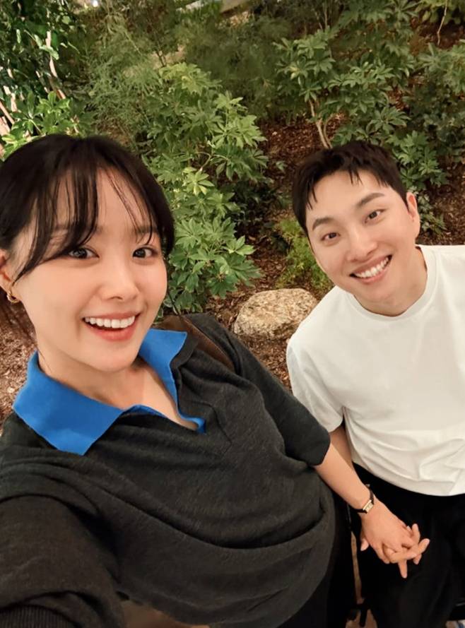 송지은, 박위