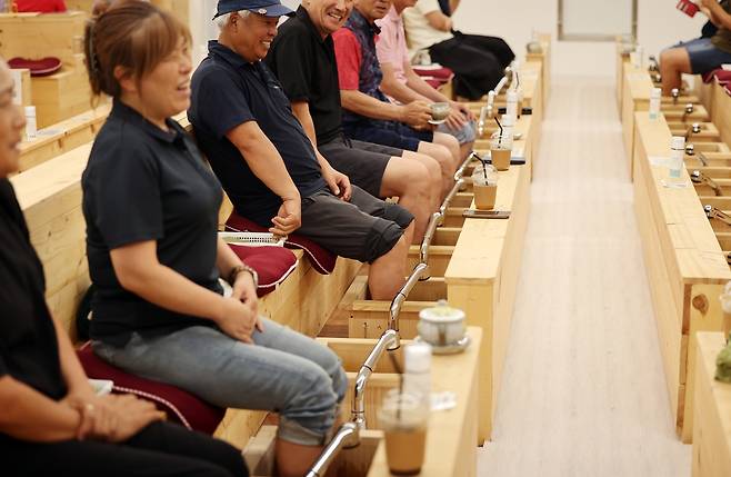제천 한방 족욕 체험장 촬영 천경환 기자