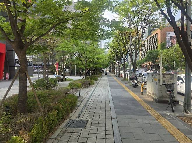 서울 구로구 서울디지털 국가산업단지에서는 '녹색 산업단지' 조성을 위한 가든밸리 프로젝트가 곳곳에서 진행 중이다. 배경환 기자