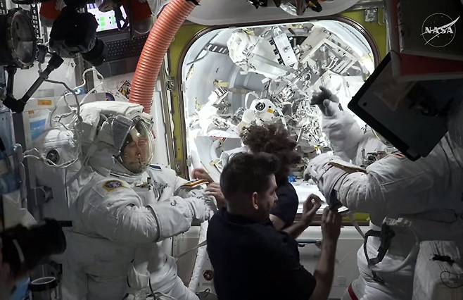 국제우주정거장. 사진은 기사 내용과 관련 없음. [AFP·NASA]