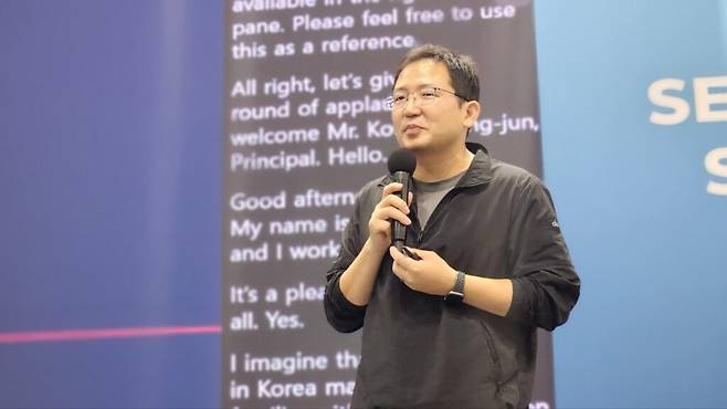 공 심사역은 로봇 본체와 AI를 함께 개발하는 통합형, AI 모델 중심, 하드웨어 중심으로 나뉘던 로봇 스타트업의 개발 전략이 최근 서로의 영역으로 확장되며 구분이 흐려지고 있다고 봤다. (사진=테크42)