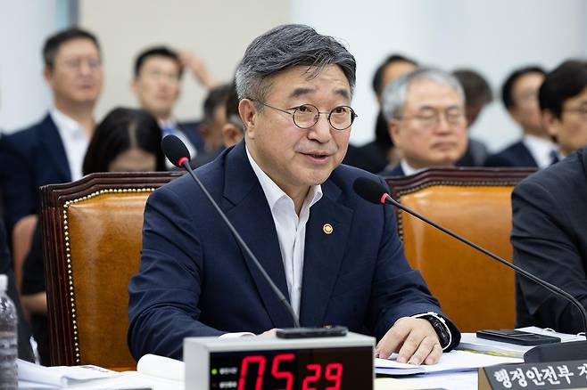 윤호중 행정안전부 장관. 2026.8.24 뉴스1