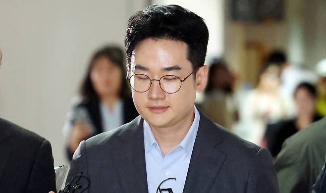 '피습 자작극'을 벌인 혐의를 받는 정이한 전 개혁신당 부산시장 후보가 공범과 범행을 구체적으로 공모한 정황이 드러났다. /사진=뉴시스