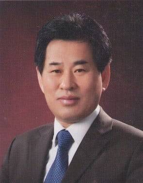 강신성 전 대한체육회 부회장. /대한봅슬레이스켈레톤연맹