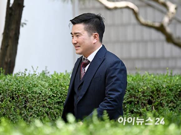 12·3 비상계엄 직후 병력을 이끌고 국회로 출동한 혐의로 재판에 넘겨진 김현태 전 707특임단장이 27일 오후 서울중앙지방법원에서 열린 1심 선고 공판에 출석하고 있다. [사진=곽영래 기자]