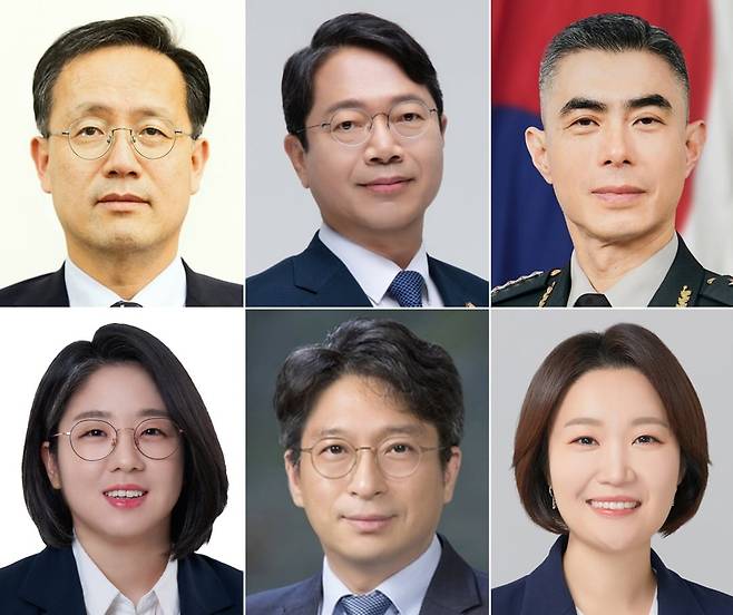 이재명 대통령이 30일 6개 부처 개각과 AI 미래기획수석 등 참모진을 교체하는 중폭 인사를 단행했다. (왼쪽 위부터 시계방향으로) 이형일 경제부총리 후보자, 김승원 법무장관 후보자, 강신철 국방장관 후보자, 이소영 중기부장관 후보자,  홍지선 국토장관 후보자, 용혜인 성평등가족부 후보자. /청와대 제공