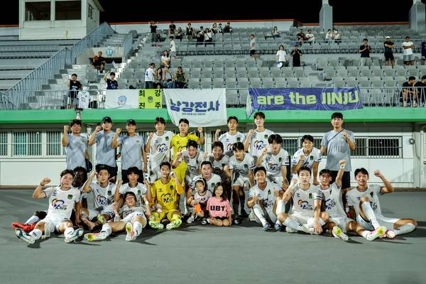 진주시민축구단은 코리아컵 16강에 진출하면서 K4리그의 저력을 보여줬다. /진주시