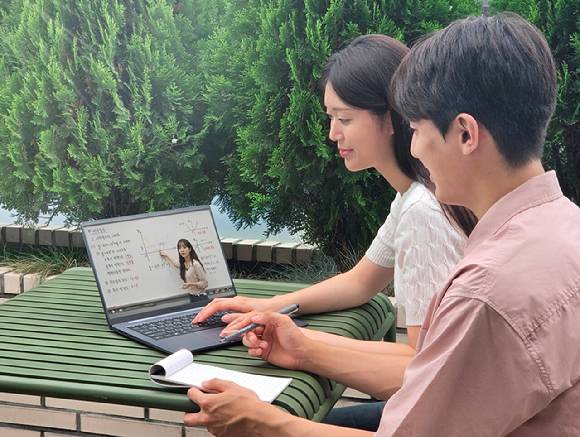 삼성전자는 1일 100만원대 '뉴 갤럭시북6'를 출시한다고 밝혔다. [사진=삼성전자]