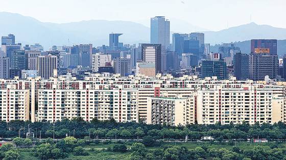 서울 강남구 압구정동 현대아파트 전경. 연합뉴스