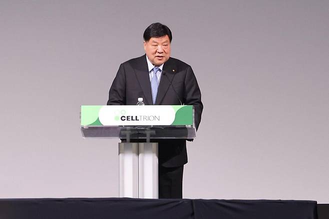 서정진 셀트리온그룹 회장이 3월 24일 열린 셀트리온 정기 주주총회에서 발언하고 있다. 셀트리온 제공